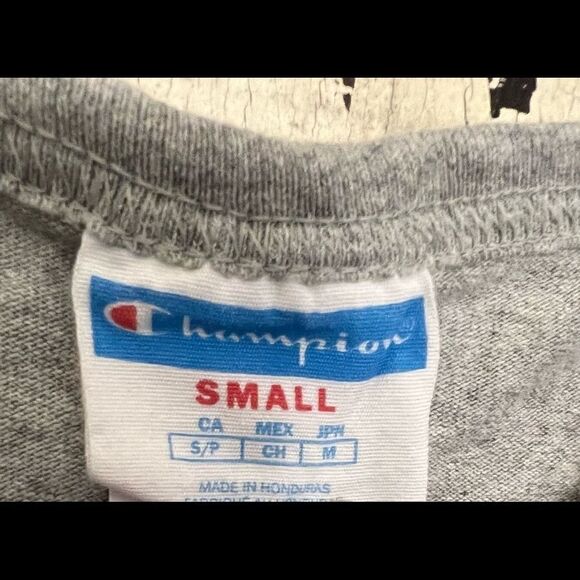 Embroidered Champion T-shirt. Size Small. Unisex. - Picture 5 of 9